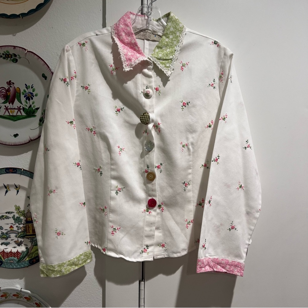 Taylor G White Embroidered Button Up Jacket Blouse